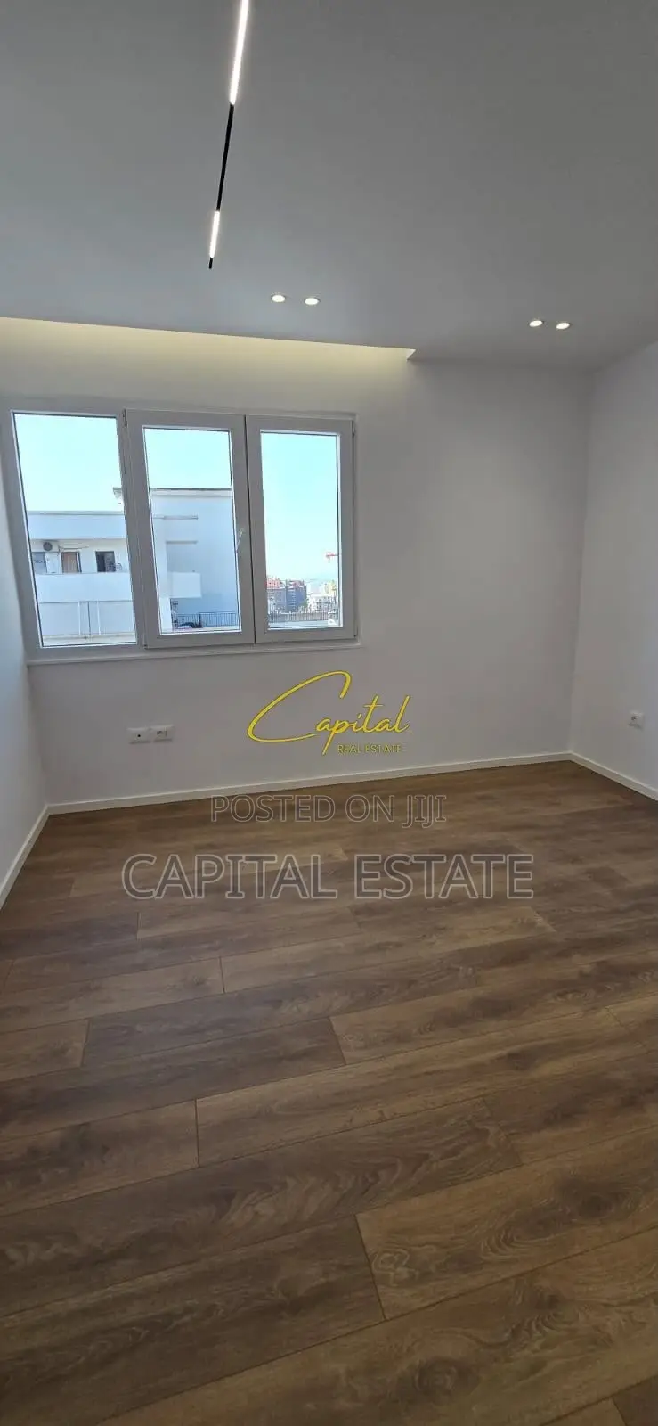 SHITET APARTAMENT 1+1 21 DHJETORI 165.000 EURO
