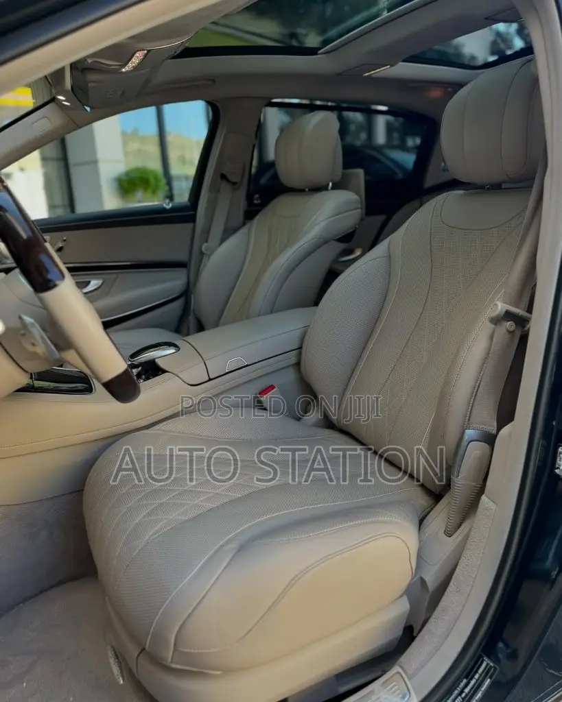 Mercedes Benz S560 Maybach