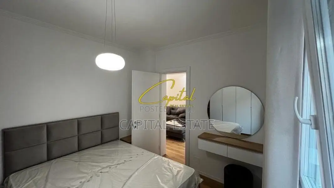 APARTAMENT ME QIRA 1+1 SHKOLLA E BALETIT 65.000 LEKE