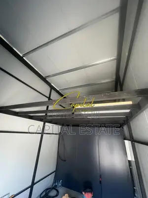KAPANON ME QIRA 210 M2 FARKE 110.000 LEKE
