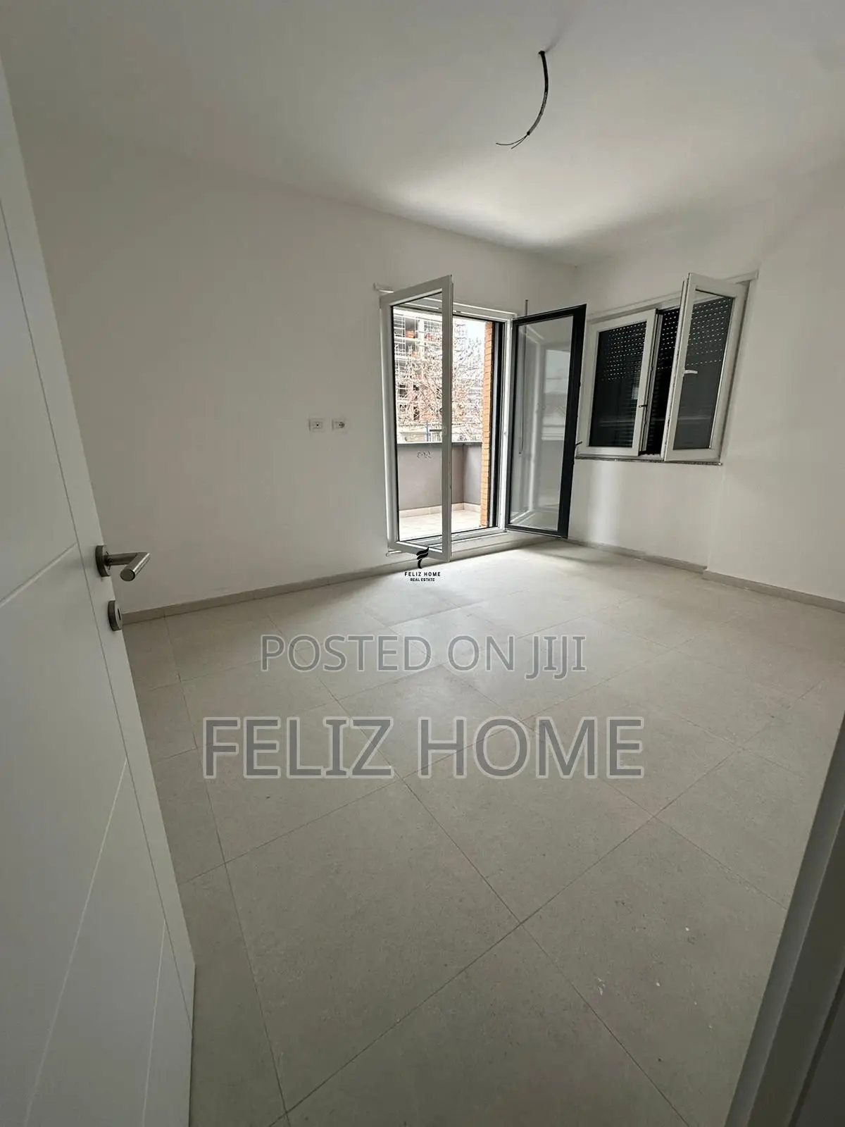 ZYRE ME QERA 120M2 BULEVARDI I RI 60.000 LEKE