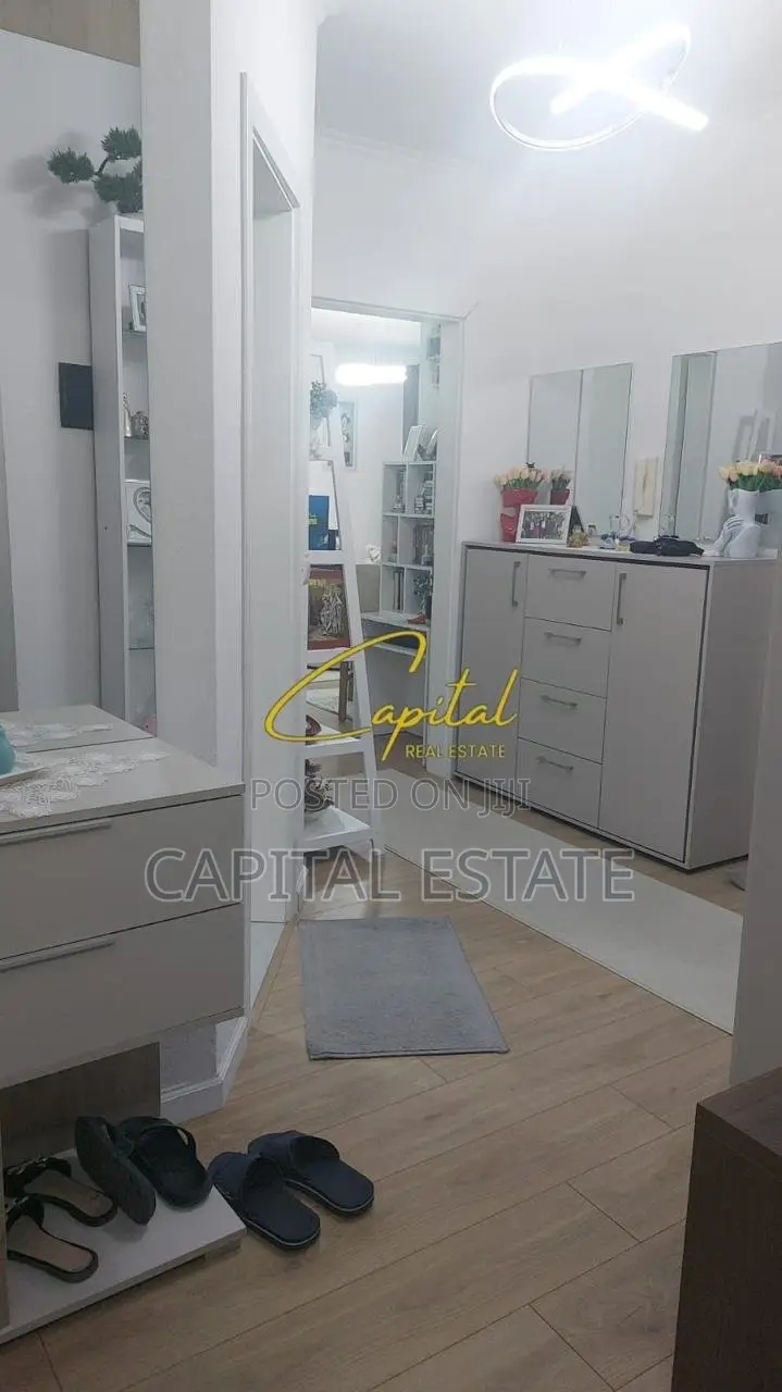 SHITET APARTAMENT 1+1 KINOSTUDIO 15.800.000 LEKE