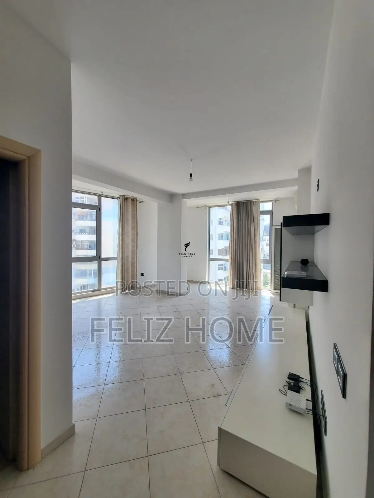 ZYRE ME QERA 110 M2 KOMUNA E PARISIT 1430 EURO