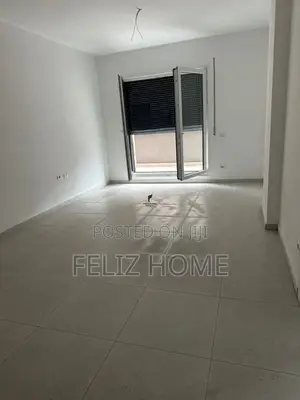 ZYRE ME QERA 120M2 BULEVARDI I RI 60.000 LEKE