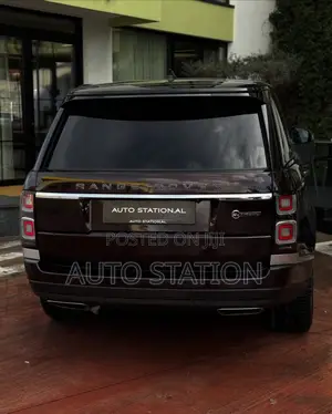 Range Rover Vogue SV Autobiography