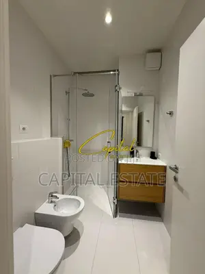 APARTAMENT ME QIRA 2+1 RRUGA E KOSOVAREVE 1.300 EURO