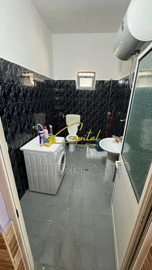 APARTAMENT ME QIRA 3+1 VASIL SHANTO 55.000 LEKE